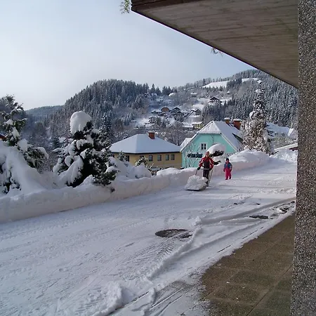 Alpenpension Ratten