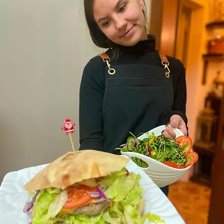 Konukevi Alpenpension 3*