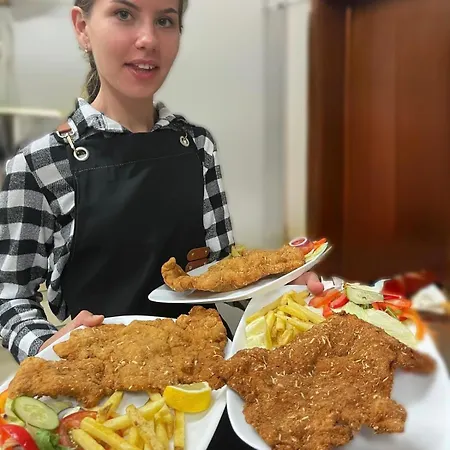 Konukevi Alpenpension Ratten