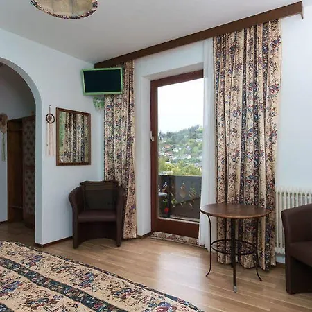 Alpenpension Pensjonat Ratten