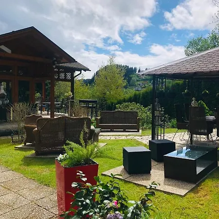 Alpenpension بيت ضيافة