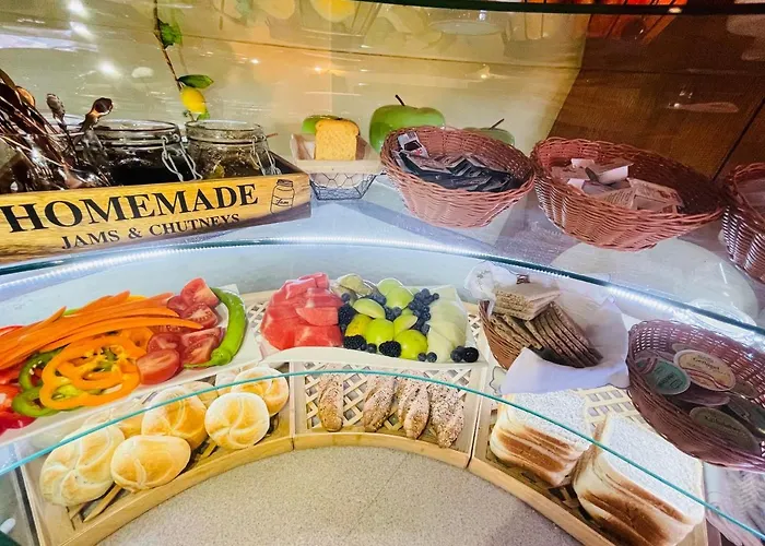 Alpenpension بيت ضيافة 3*