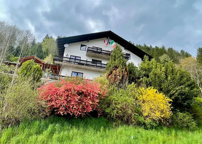 بيت ضيافة Alpenpension راتتن