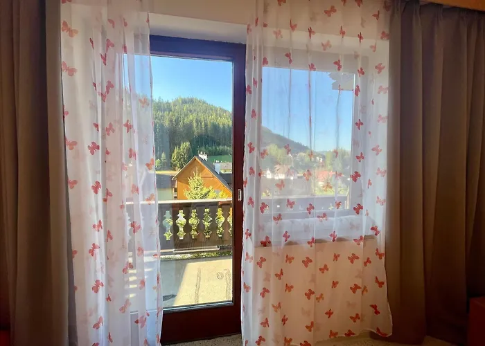 Alpenpension بيت ضيافة