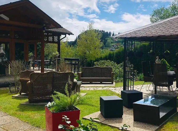 Alpenpension بيت ضيافة